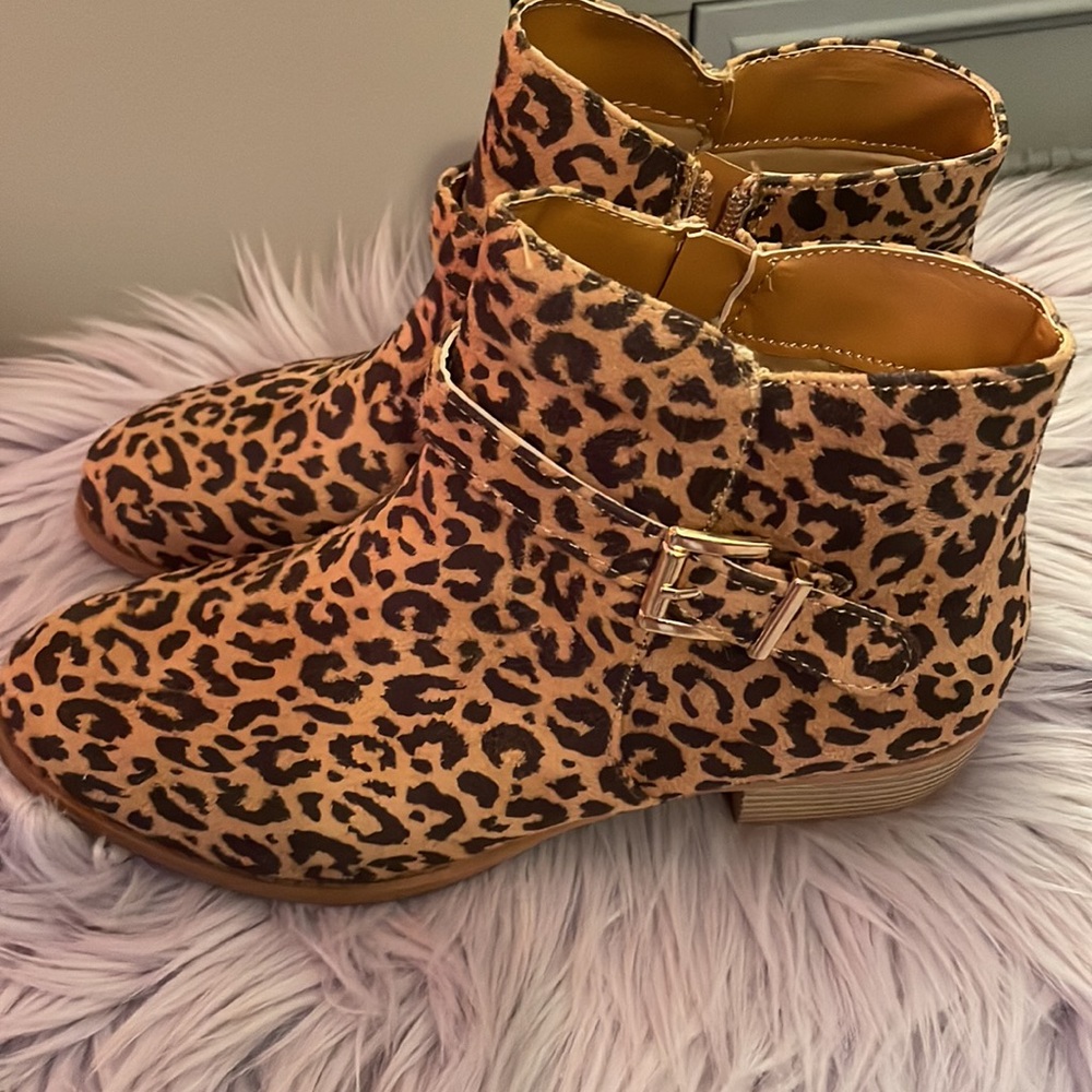 Leopard Booties - Picture 3 of 8